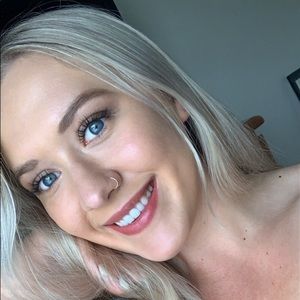 Meet your Posher, Samantha